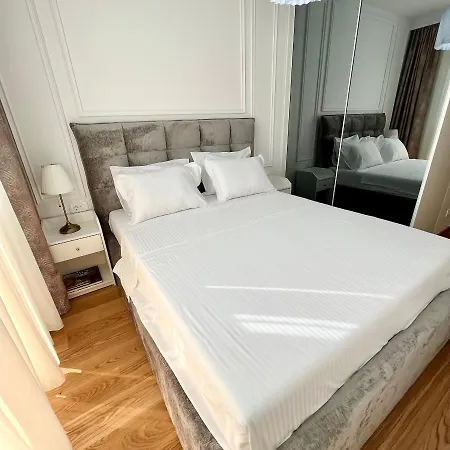 Doclea Apartament *